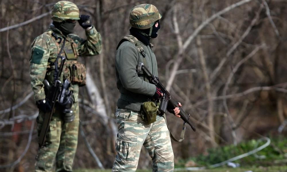 Οι ελληνικές ΕΔ γελάνε με τους Τούρκους: Τρακτέρ ρυμουλκεί τουρκικό όχημα στον Έβρο